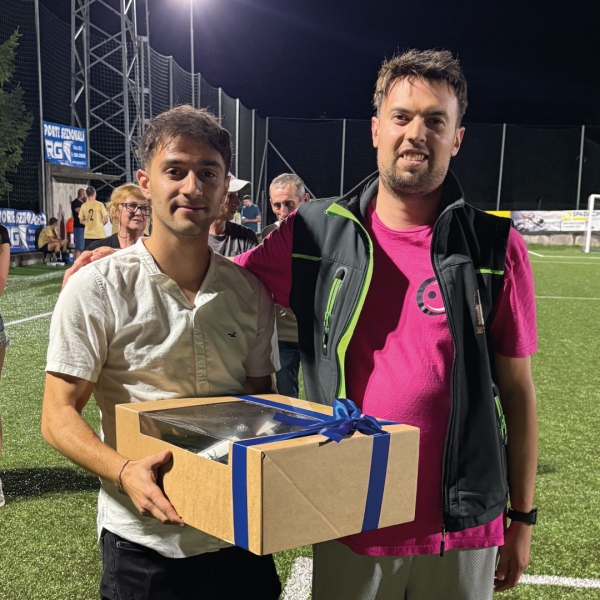 CONSEGNA CESTO A GIOVANNI BONOMELLI